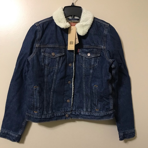 NWT Levi’s Sherpa denim trucker jacket - Picture 2 of 5